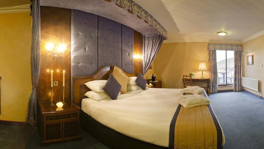 Copthorne Effingham Gatwick Hotel المظهر الخارجي الصورة
