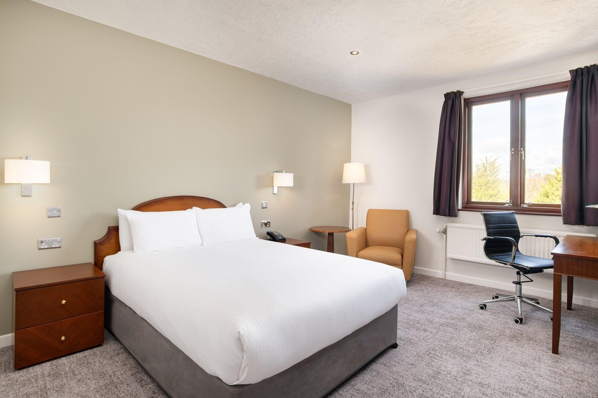 Copthorne Effingham Gatwick Hotel المظهر الخارجي الصورة