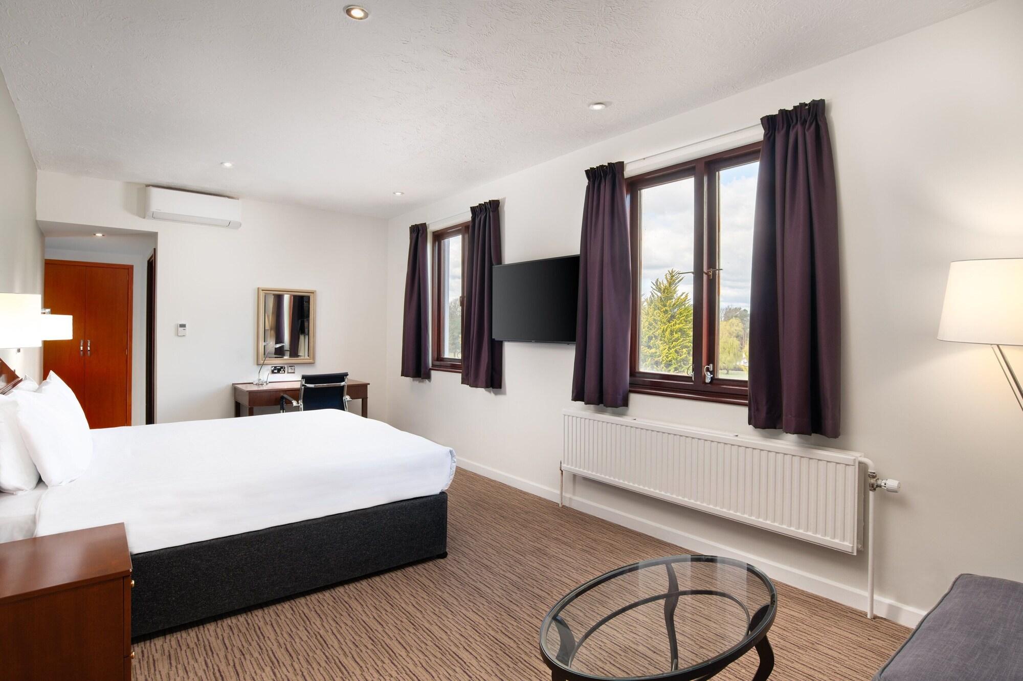 Copthorne Effingham Gatwick Hotel المظهر الخارجي الصورة