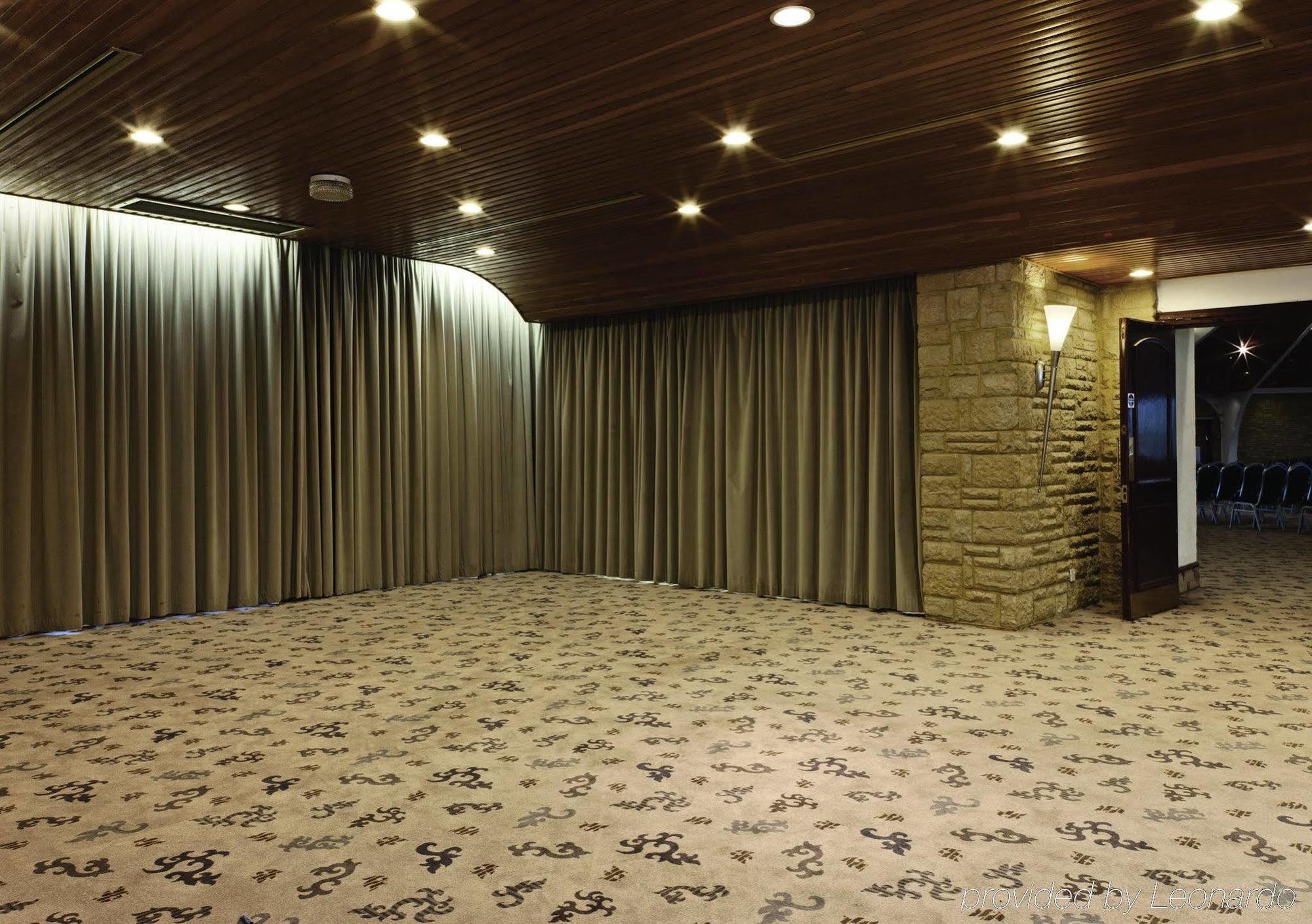 Copthorne Effingham Gatwick Hotel المظهر الداخلي الصورة