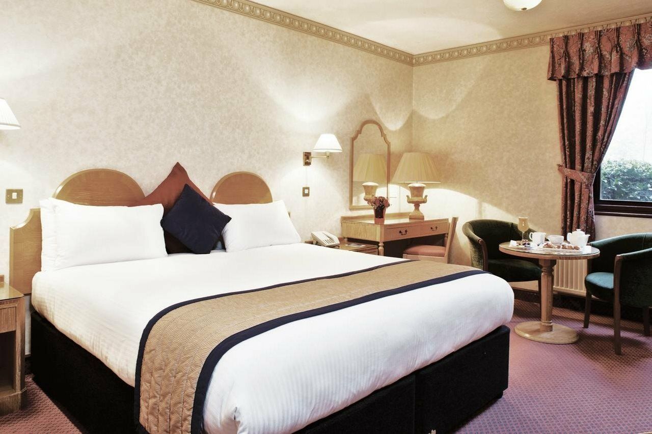 Copthorne Effingham Gatwick Hotel المظهر الخارجي الصورة